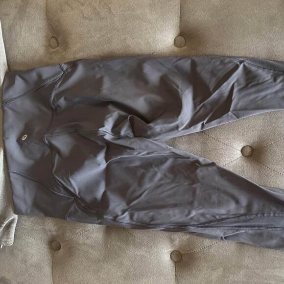 Dazed Blue Lululemon leggings - Picture 2 of 3